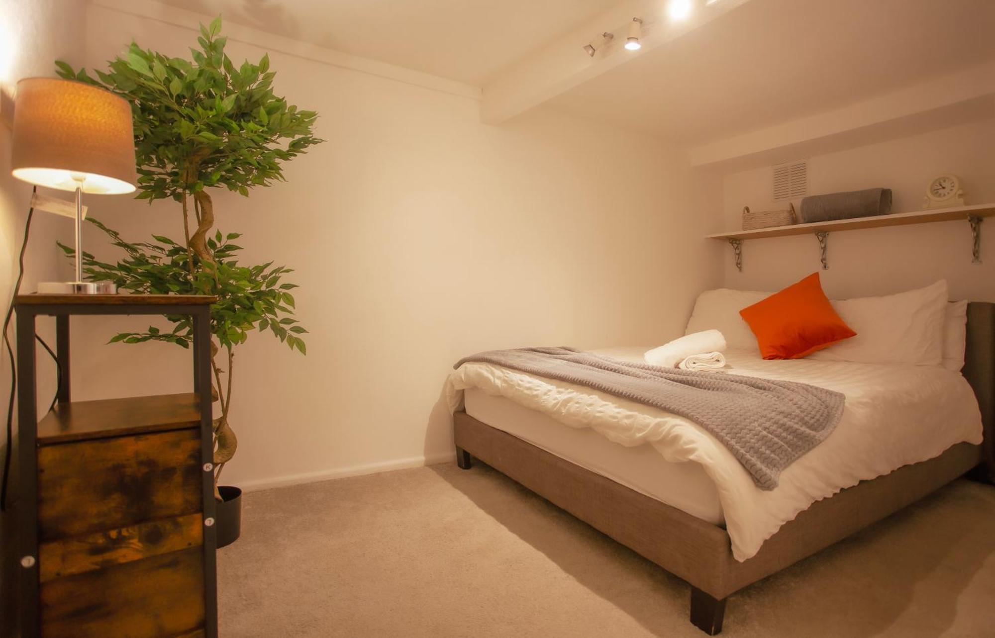 شقة Templar Large Garden Flat لندن المظهر الخارجي الصورة